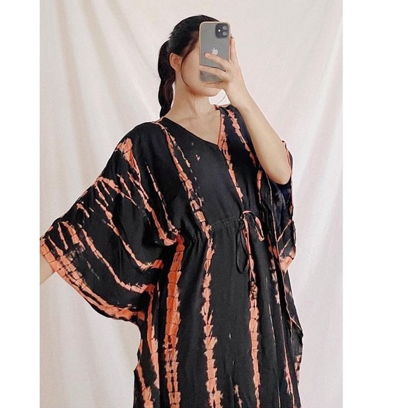 Black & Orange Dress - Picture 1 of 3
